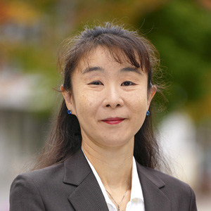 不破眞佐子